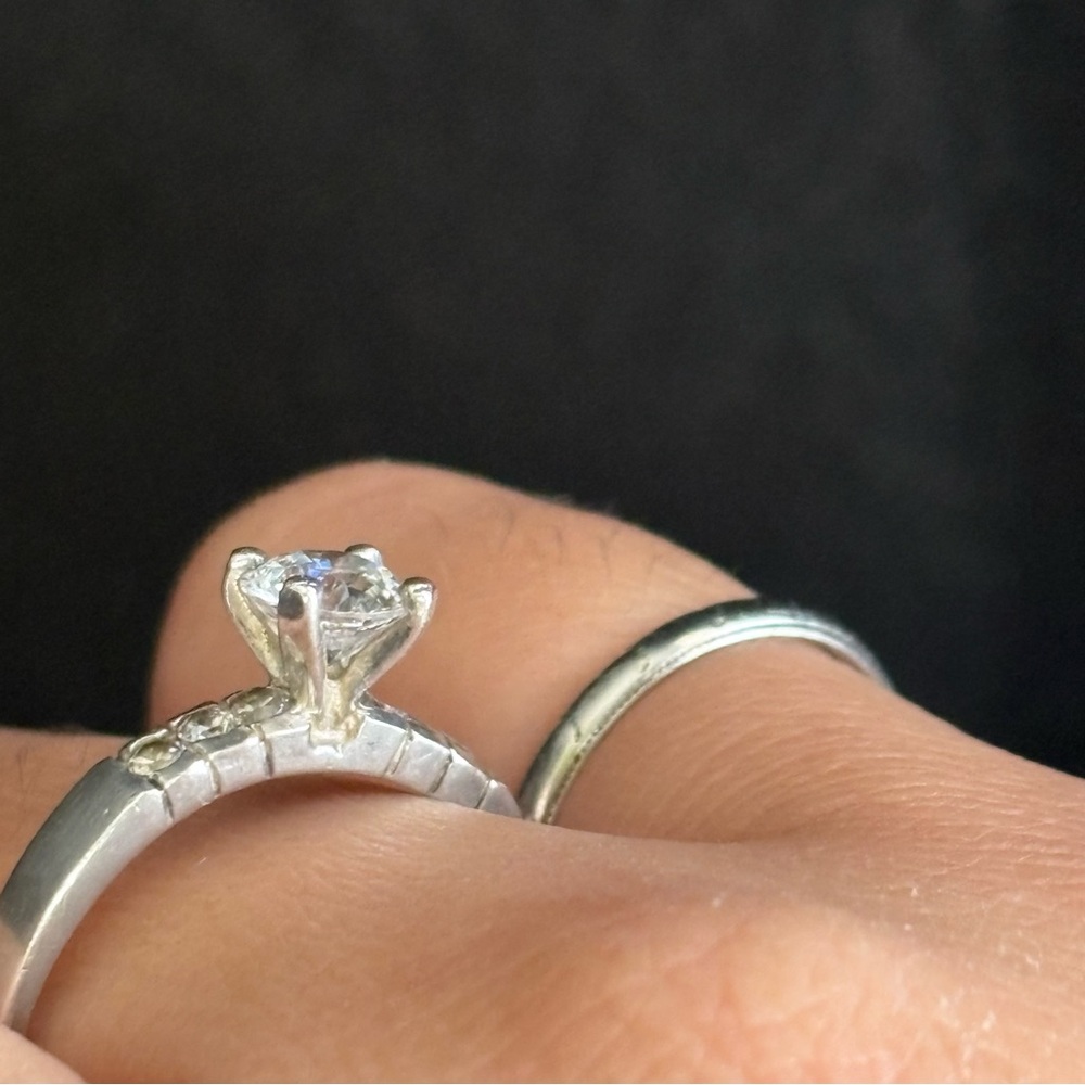 Sterling Silver Crystal Ring 925 - Picture 2 of 16